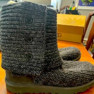 UGG. Classic Cardy UGGs